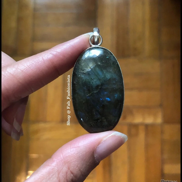 Sterling silver Labradorite stone pendent - Picture 1 of 6